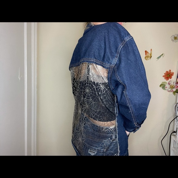 SPIDERWEBS LACE 🕸 DIY Denim Jacket - Picture 3 of 5